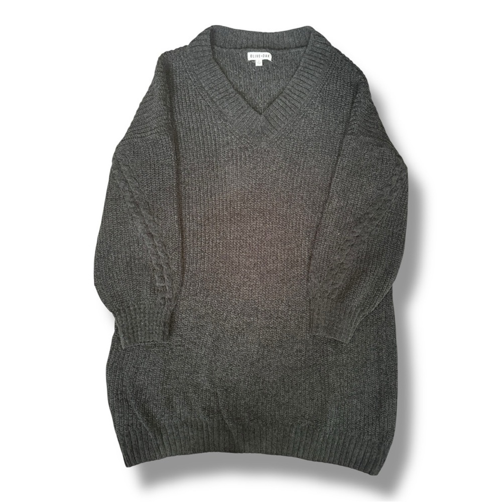 Olive + Oak Black Knit V-Neck Sweater – Size L ✨ - Picture 2 of 5